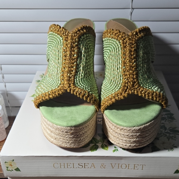 Chelsea & Violet Shoes - Chelsea &‎ Violet Mint and Mustard Woven Platforms Size 9 M